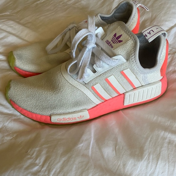 Adidas NMD White & Hot Pink - Picture 3 of 6
